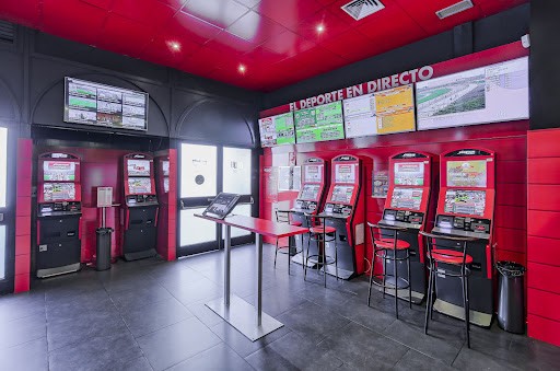 Sala de Apuestas Sportium Apuestas Corner en Salón Arcadia Salamanca 