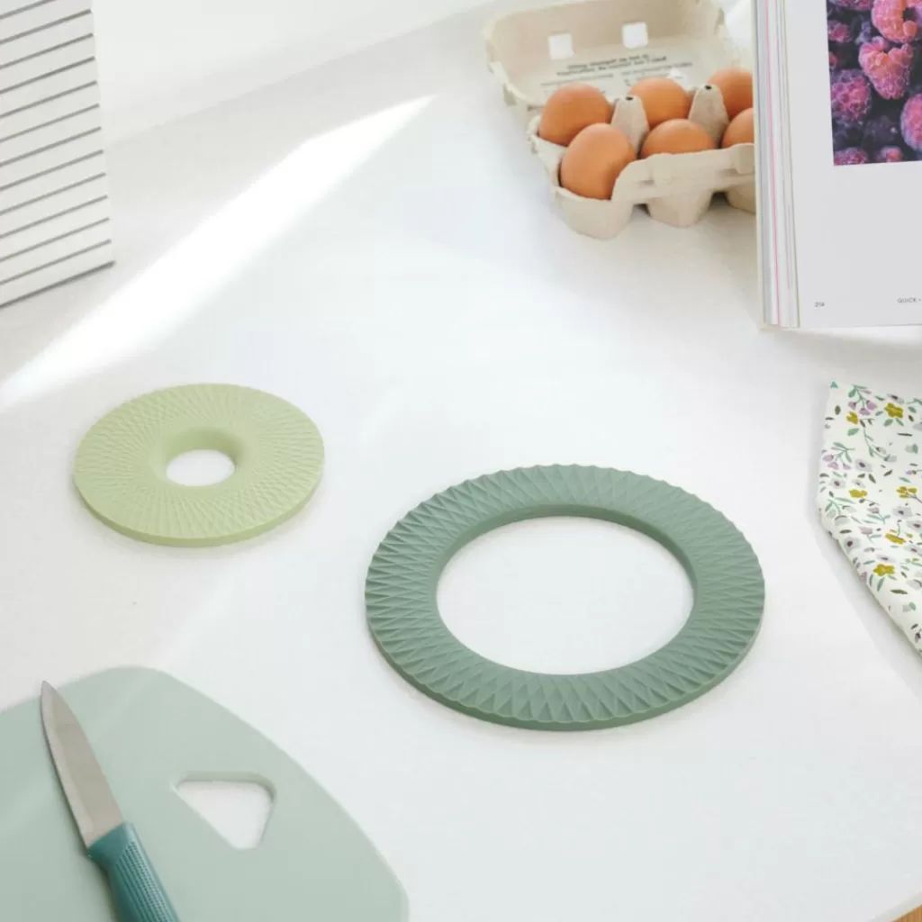 CASA CUISINO - Juego Moderno de Protectoras para Ollas (2 Unidades) - Combinación Fresca en Verde Menta y Ébano, Diseño Antideslizante y Resistente al Calor