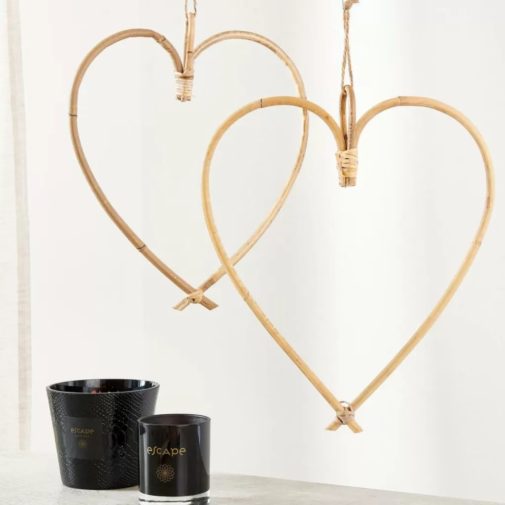 Colgante Corazón Artesanal en Materiales Naturales - Adorno Único para Espacios con Encanto 

Decoración de Pared Hecha a Mano con Elementos Orgánicos - Diseño Corazón para Tu Hogar