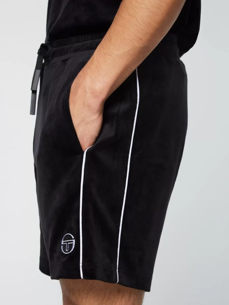 Sergio Tacchini - Colección Archivio: Pantalón Corto en Velour Lioni, Conjunto Deportivo Ébano Elegante