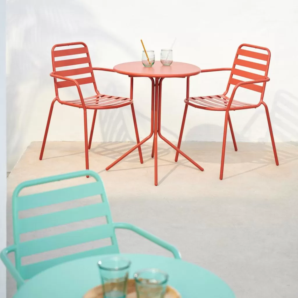 Sillas Acogedoras de Exterior en Terracota - Diseño Bistro para Jardines y Ambientes Rústicos