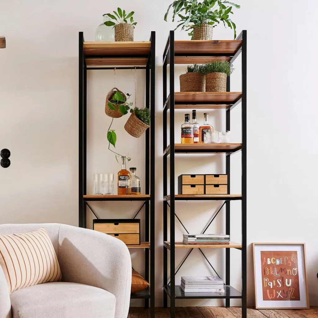 Perchero Moderno CASA MARCEL - Estantería Negra con Diseño Elegante para Organizar Tu Ropa