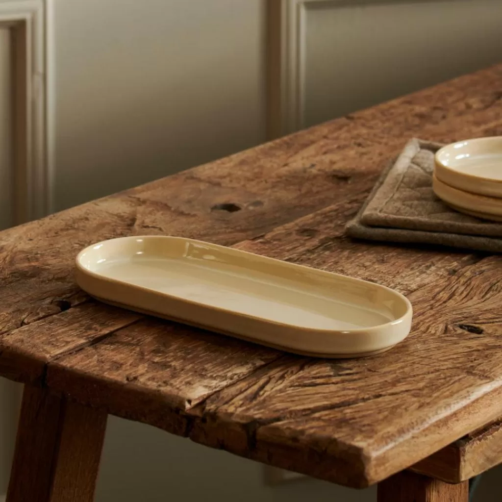 Platos rústicos CASA MINERAL en tono arena - Juego de mesa beige cálido para decoración moderna