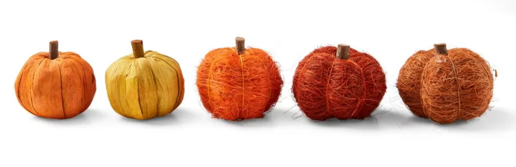 CASA PUMPKIN: Calabaza Candela en Tono Otoñal • Decoración Naranja Brillante para Halloween 

(：，