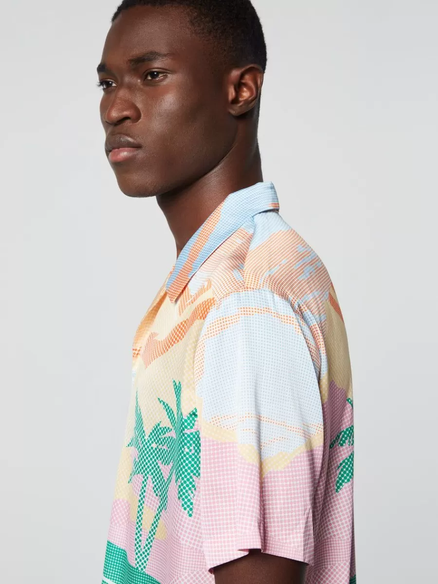 Camisa casual Sergio Tacchini para verano - Verde menta con estampado tropical, conjunto coordinado