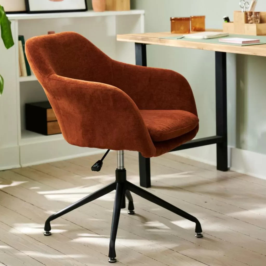 Silla Ejecutiva CASA TORA en Rojo Profesional - Asiento Ergonómico para Espacios de Trabajo con Respaldo Acolchado